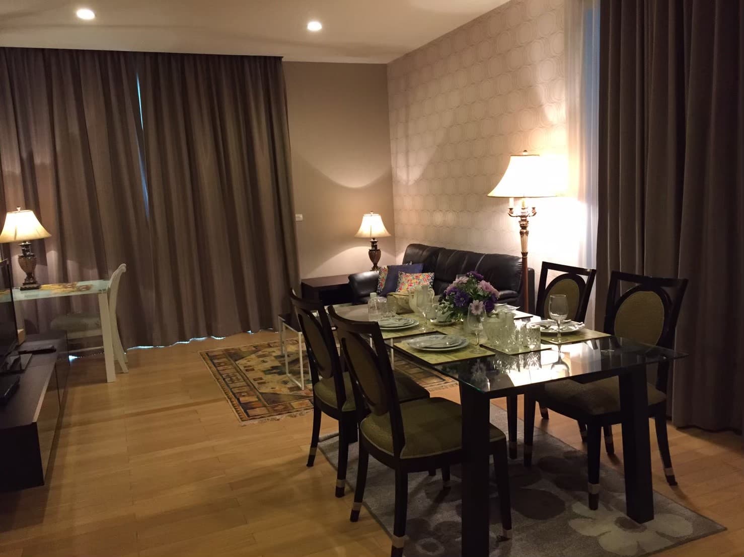 3256 – 122_living_room.jpg